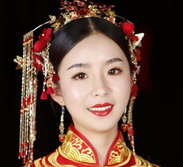 東莞學化妝學費一般多少錢，要學多久_化妝培訓學校