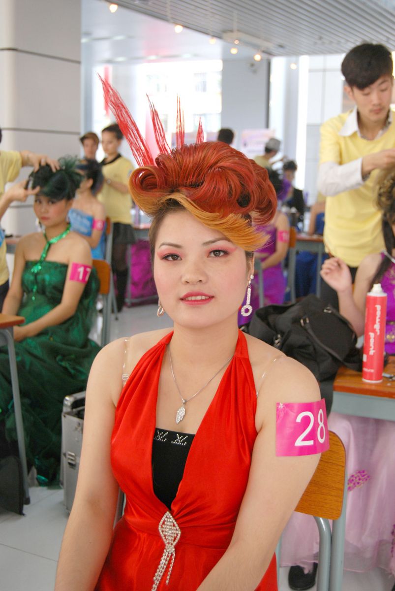 時(shí)代美容美發(fā)化妝學(xué)校劉東陽(yáng)