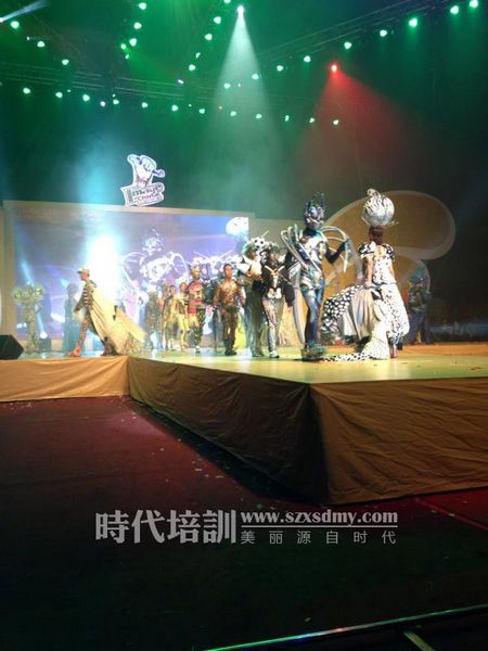 《中國好形象》時代美容美發(fā)化妝學(xué)校特邀嘉賓單位